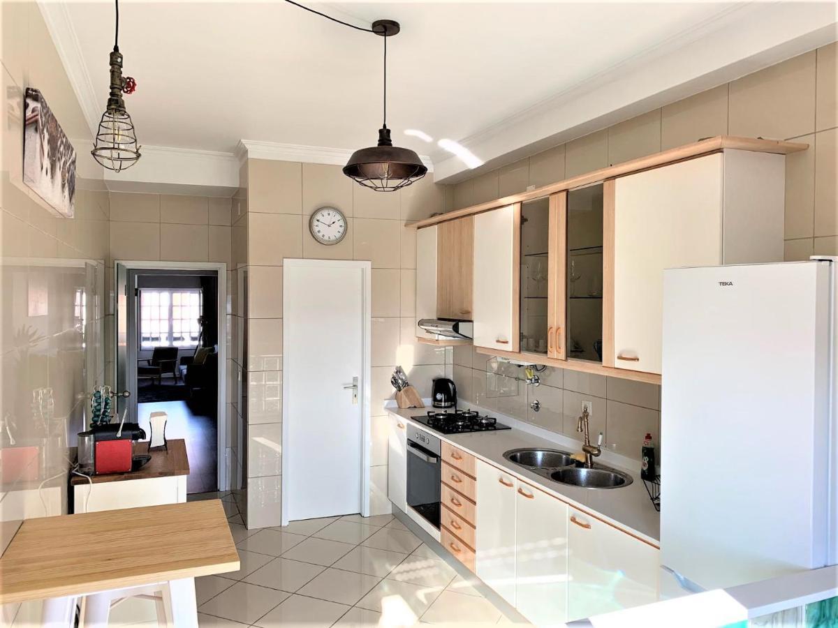 Appartement Charm City Center Apt 140M2 & Free Parking à Braga Extérieur photo